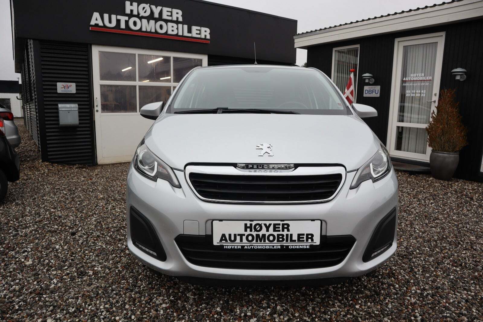 Sølv Peugeot 108 fra 2015