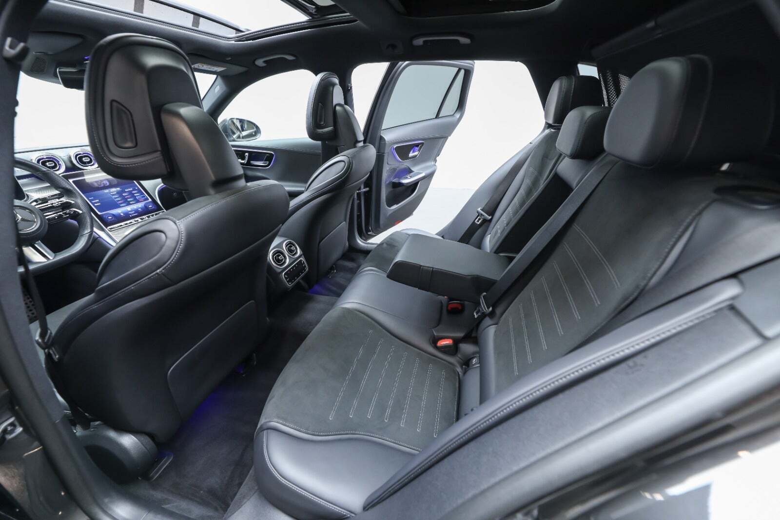 Mercedes C300 e 2,0 AMG Line stc. aut.