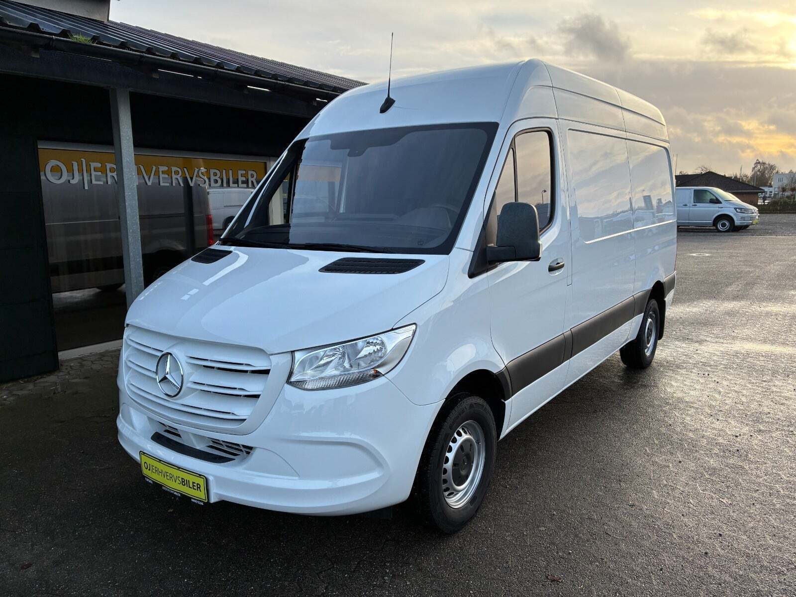 Mercedes Sprinter 316 2,2 CDi A2 Kassevogn aut. RWD