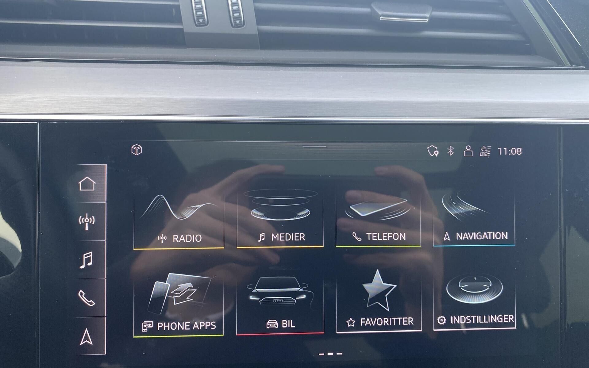 Sort Audi Q8 fra 2023