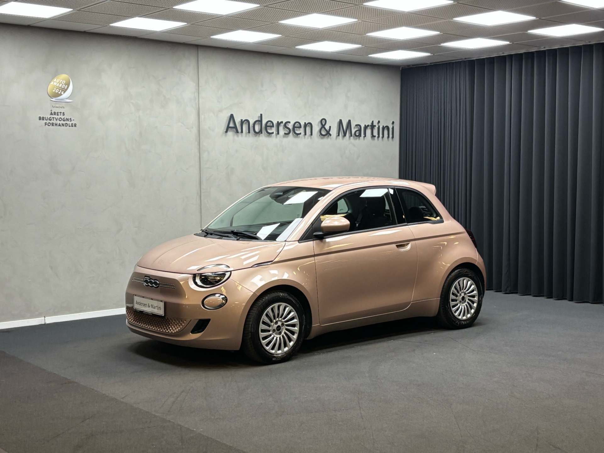 undefined Fiat 500e fra 2022 set udefra