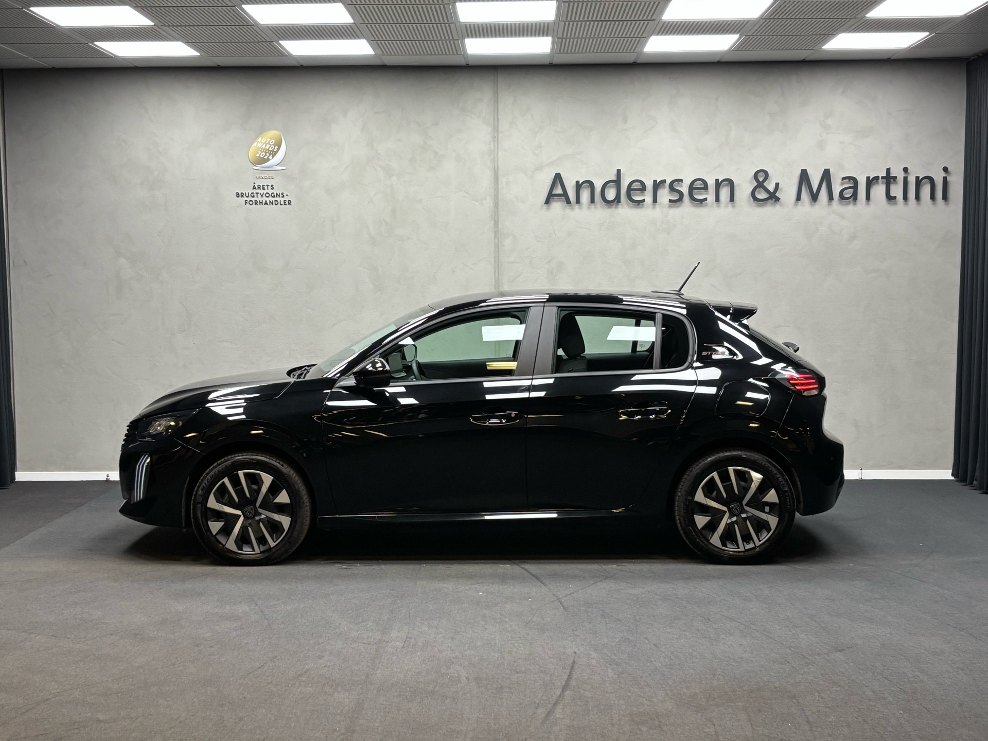 Peugeot e-208 EL Style 136HK 5d Aut.