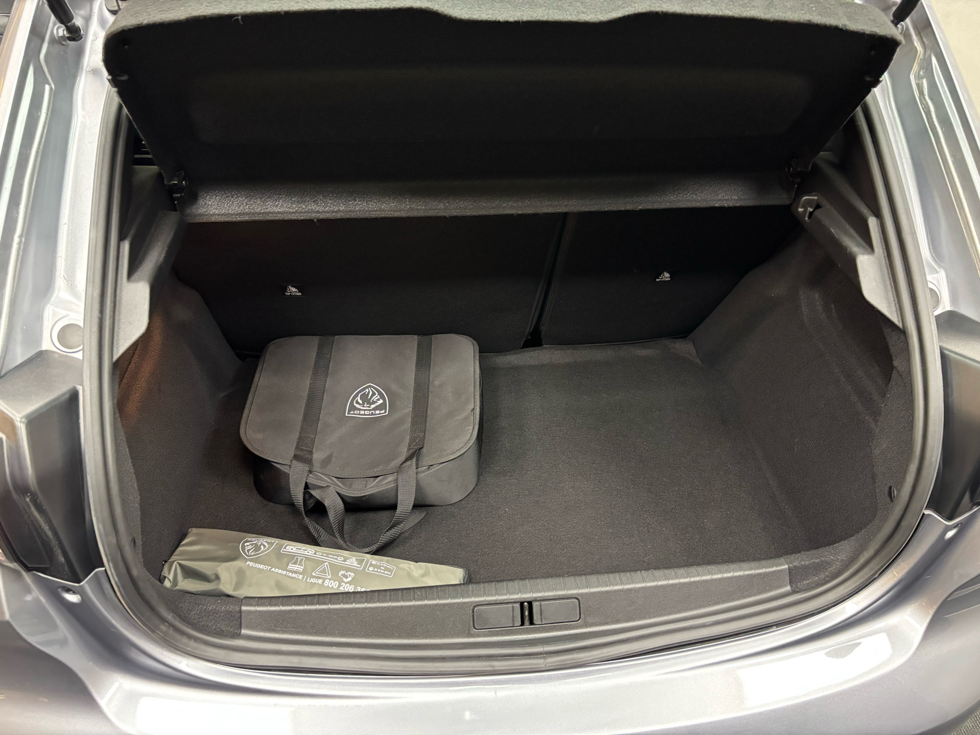 Peugeot e-208 EL Style 136HK 5d Aut.