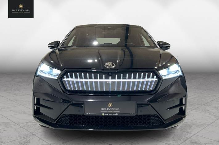 Sort Skoda Enyaq fra 2023