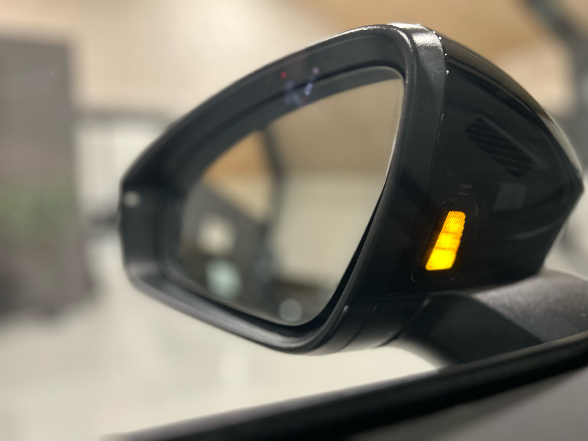 Sort Skoda Enyaq fra 2023