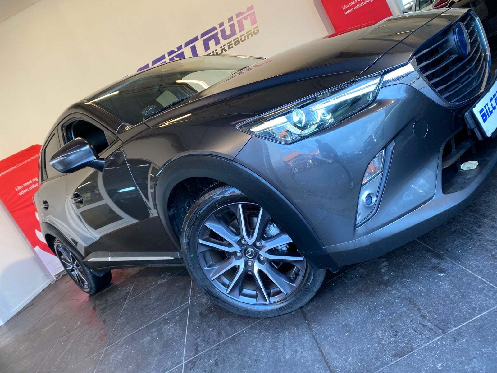 Grå Mazda CX-3 fra 2017