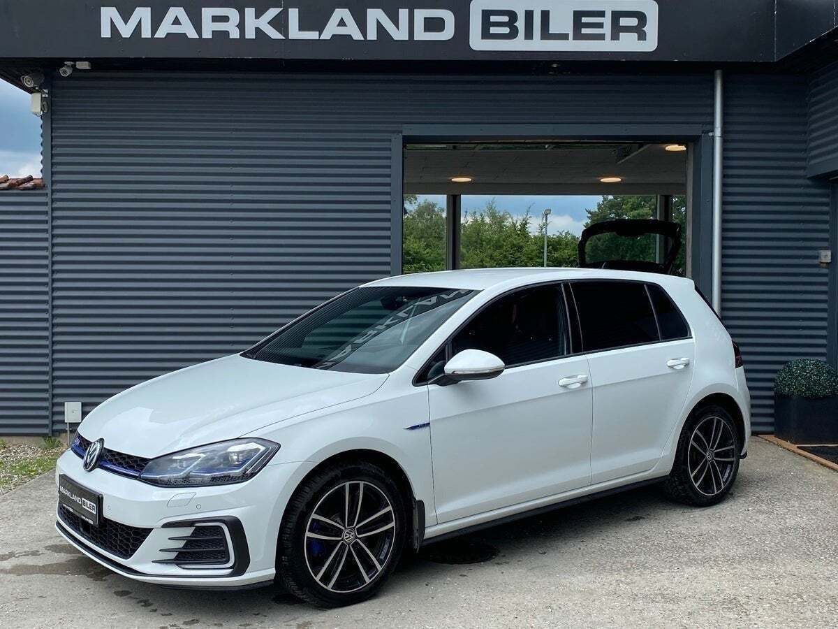 VW Golf VII 1,4 GTE DSG