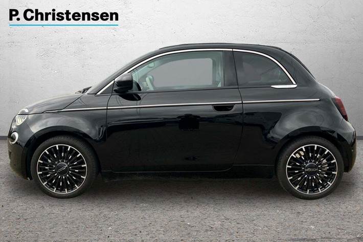Sort Fiat 500e fra 2023