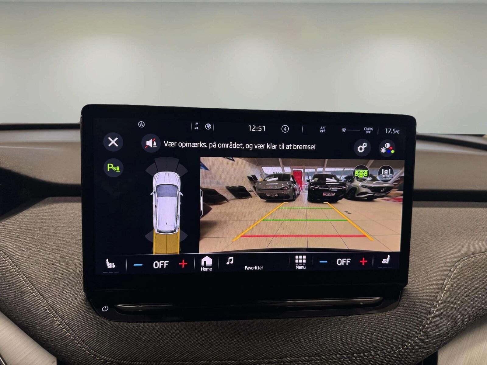 Sort Skoda Enyaq fra 2024