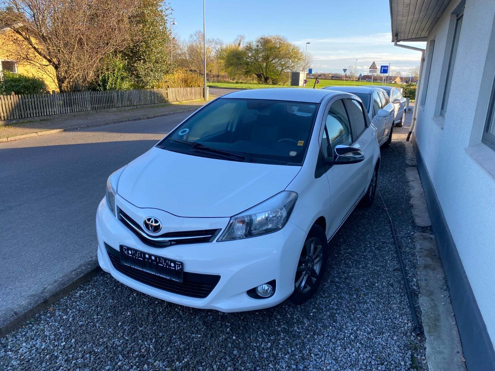 undefined Toyota Yaris fra 2014