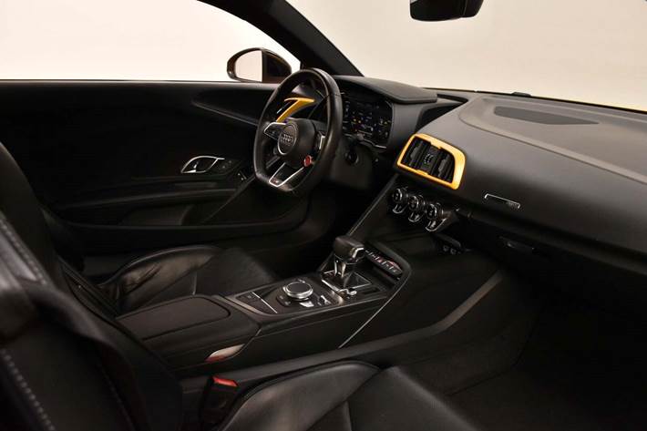Gul Audi R8 fra 2021