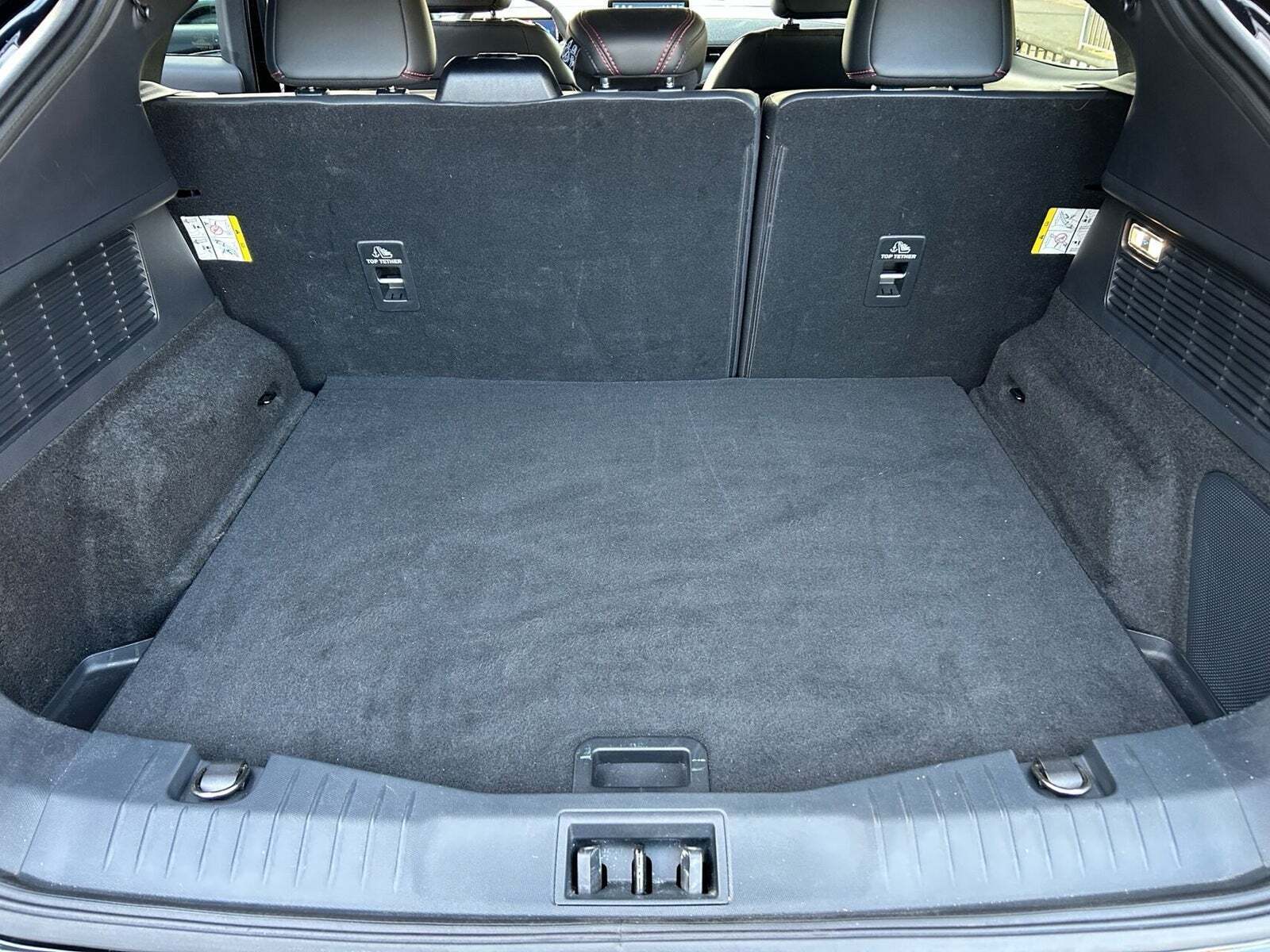 Sort Ford Mustang Mach-E fra 2023