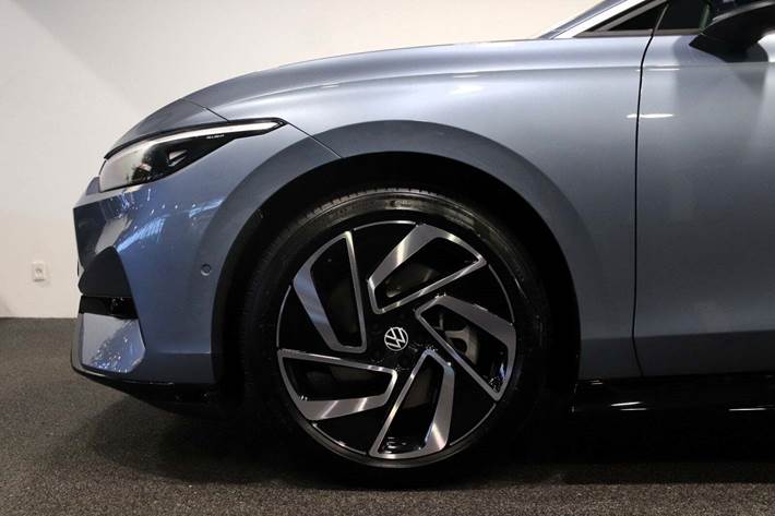 Blå VW ID.7 fra 2025