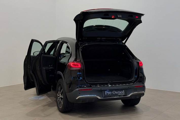 Sort Mercedes EQA250 fra 2021