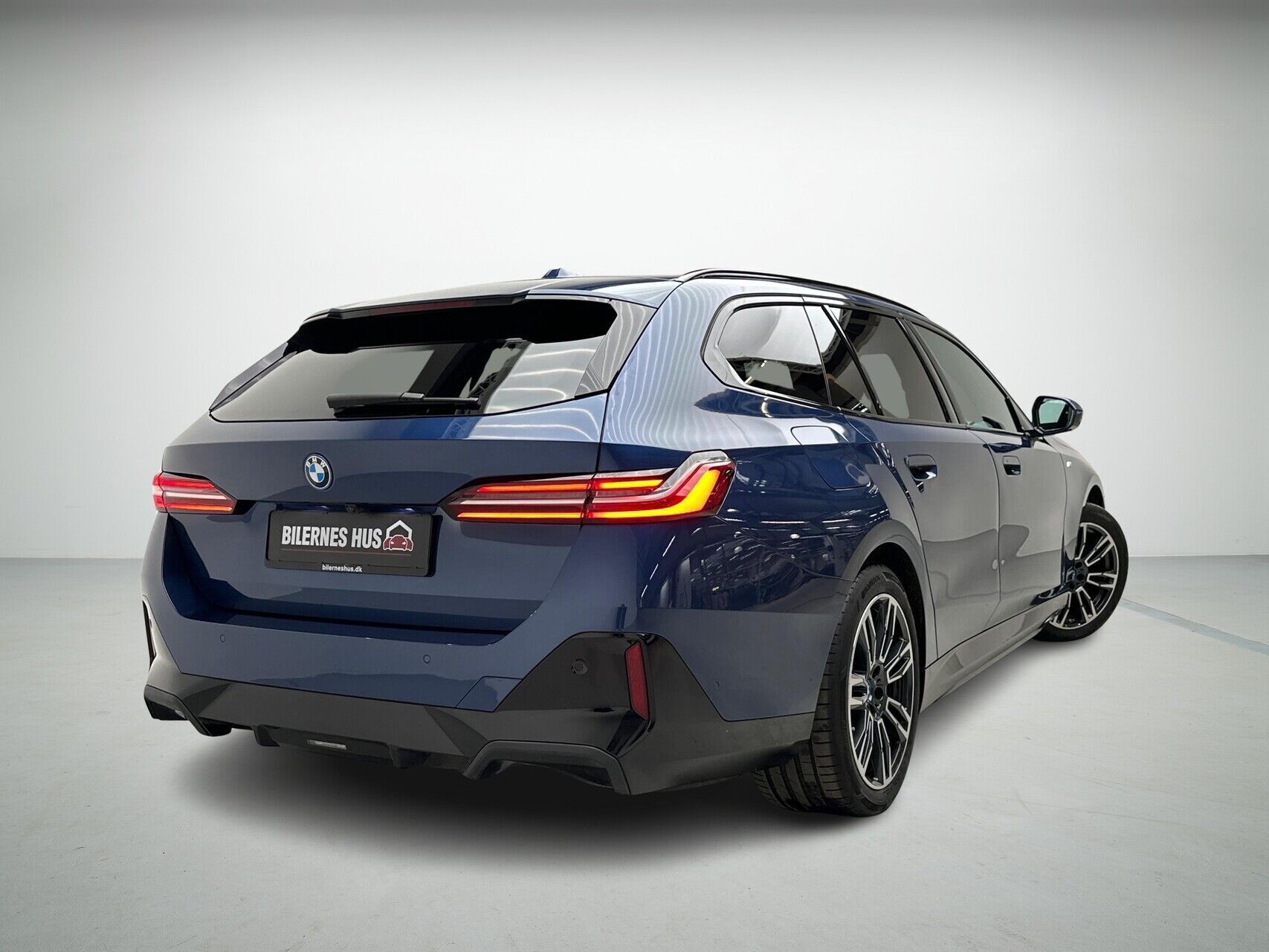BMW i5 eDrive40 Touring EL M-Sport 340HK Stc Aut.