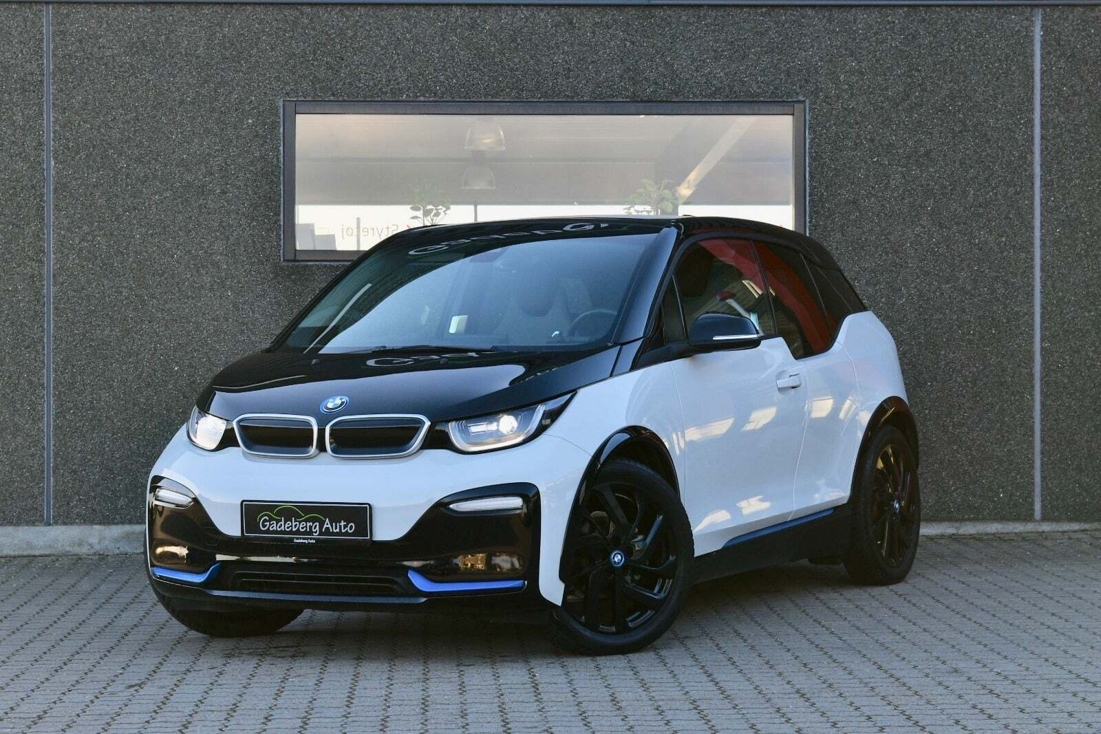 BMW i3s Charged
