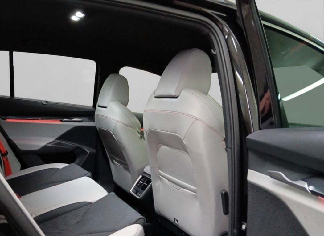 Grå Skoda Elroq fra 2025