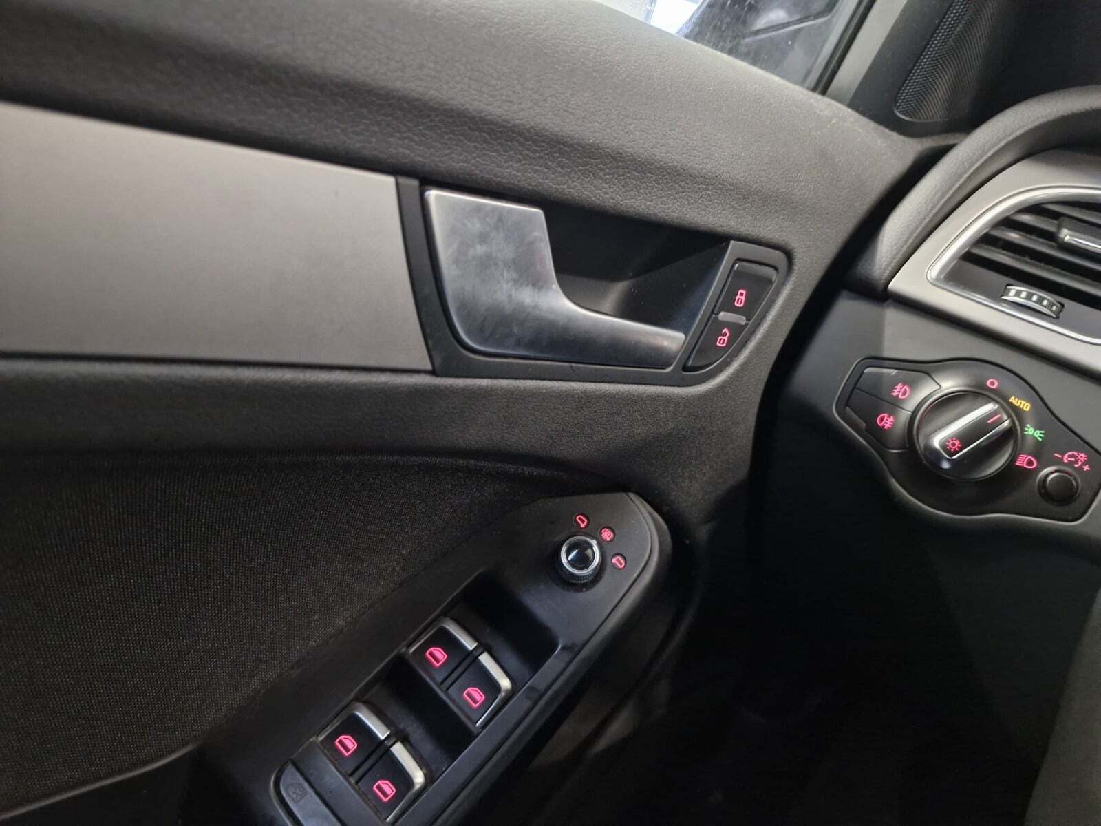 Grå Audi A5 fra 2014