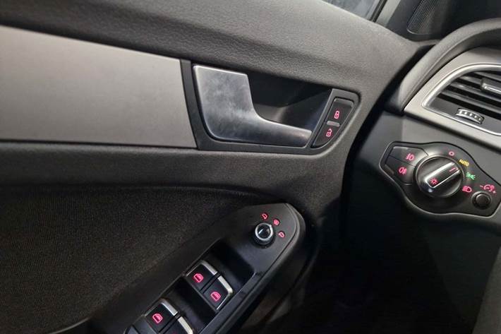 Grå Audi A5 fra 2014