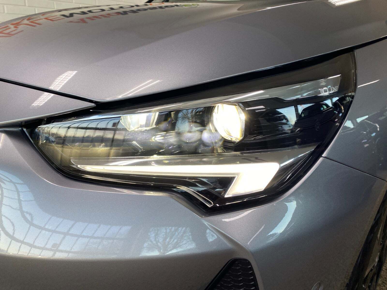 Sølv Opel Corsa-e fra 2023