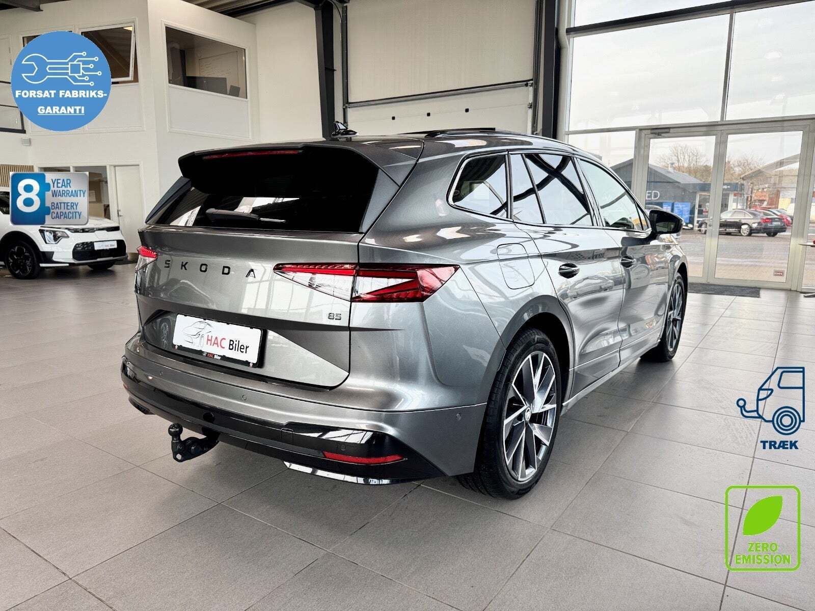 Sort Skoda Enyaq fra 2025