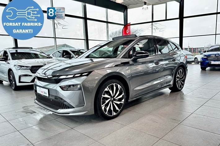 Grå Skoda Enyaq fra 2026 set udefra