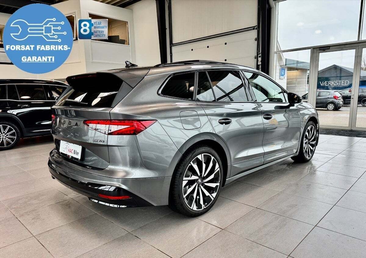 Grå Skoda Enyaq fra 2026