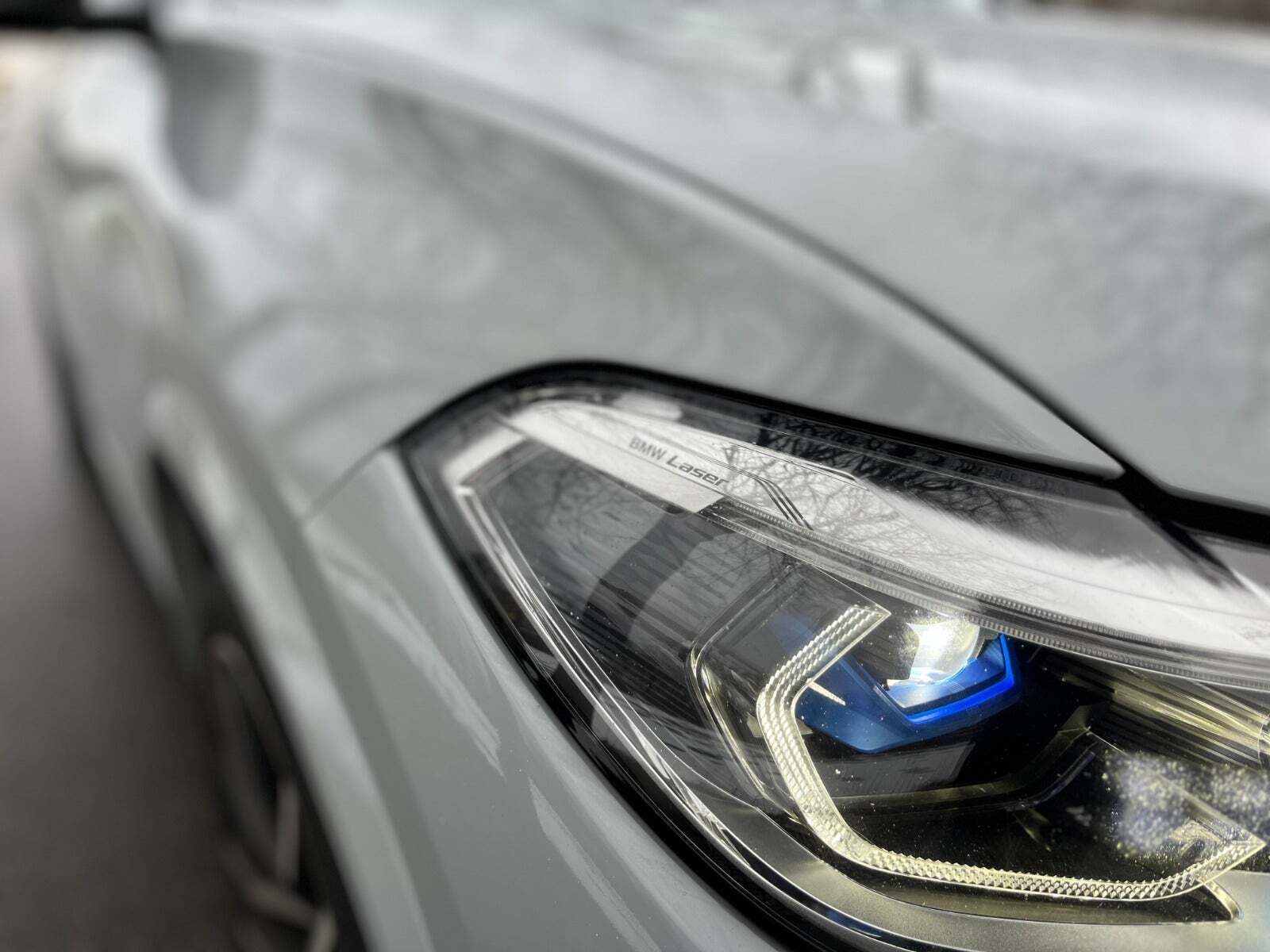 Grå BMW X5 fra 2019