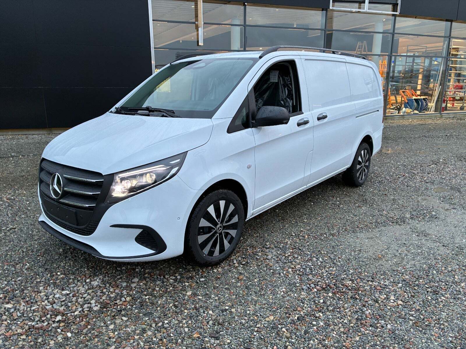 Mercedes Vito 119 2,0 CDi A2 Kassevogn SELECT aut. RWD