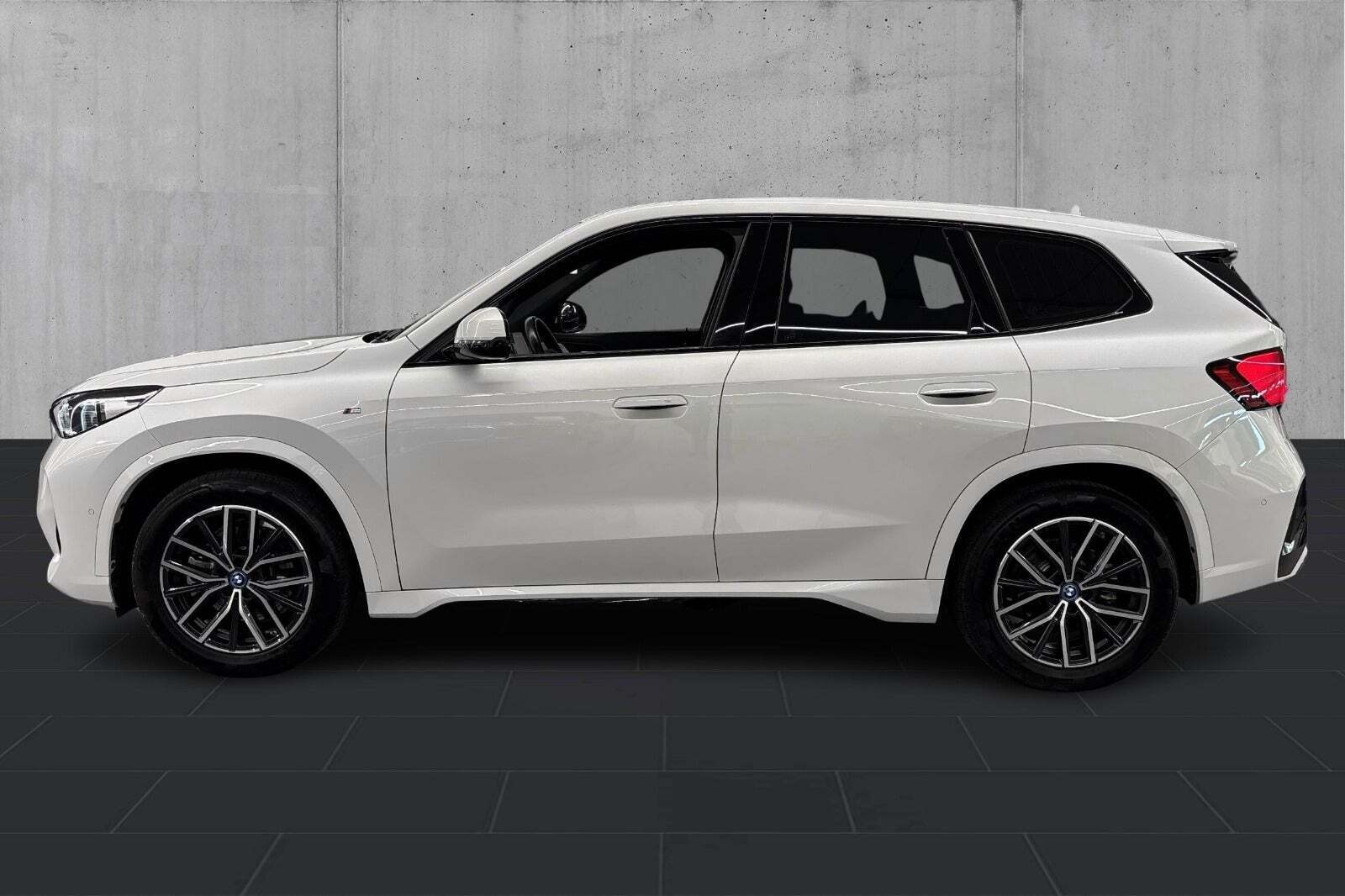 BMW iX1 xDrive30 M-Sport