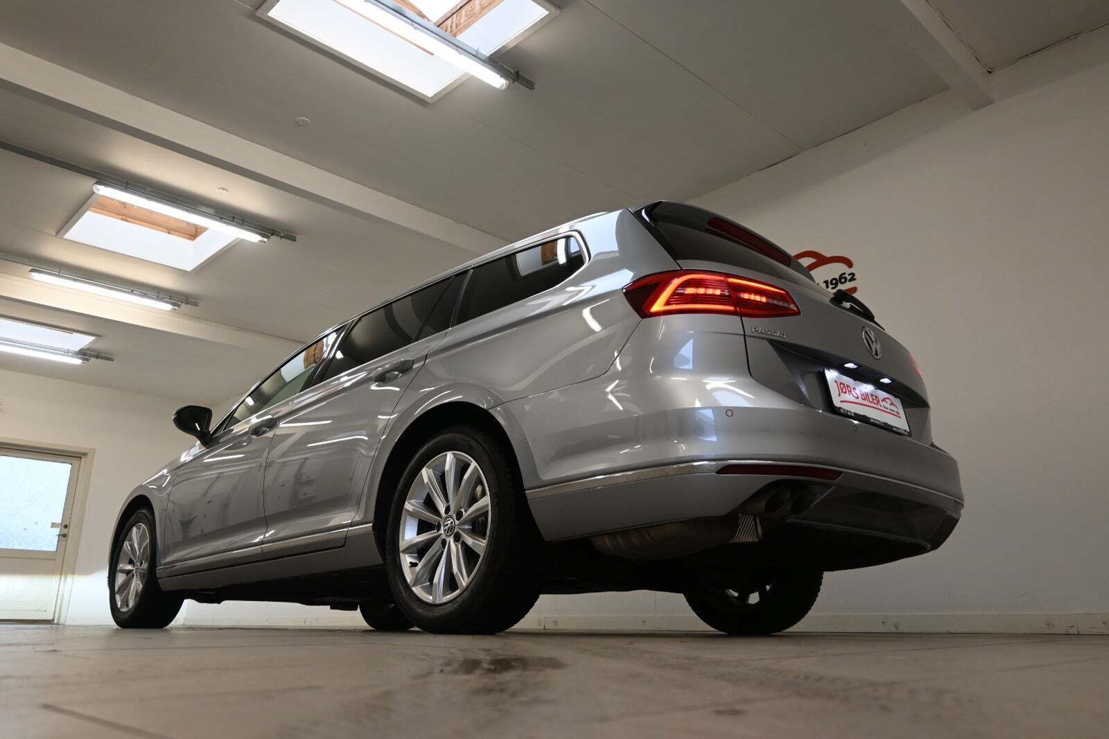 VW Passat 1,8 TSi 180 Highline Premium Variant DSG