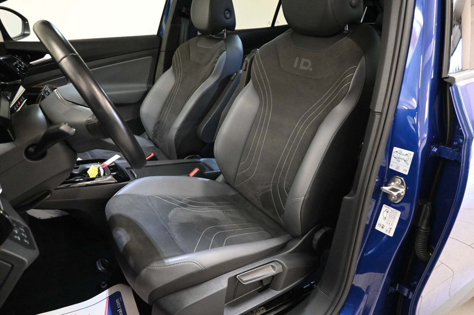 Blå VW ID.4 fra 2022