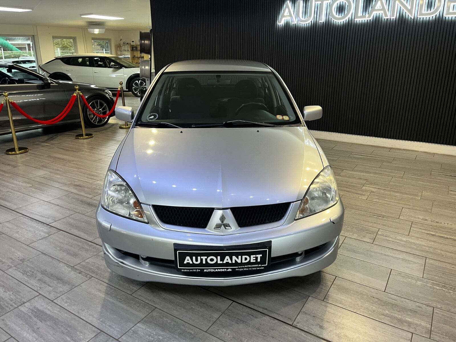 Mitsubishi Lancer 1,6 Comfort stc.
