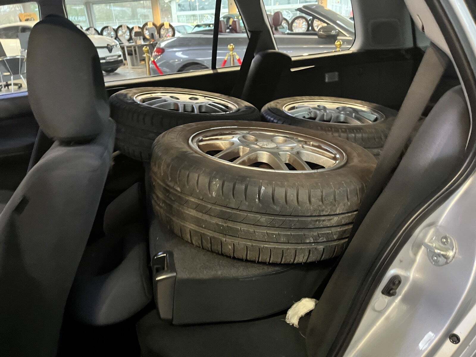 Sølv Mitsubishi Lancer fra 2008