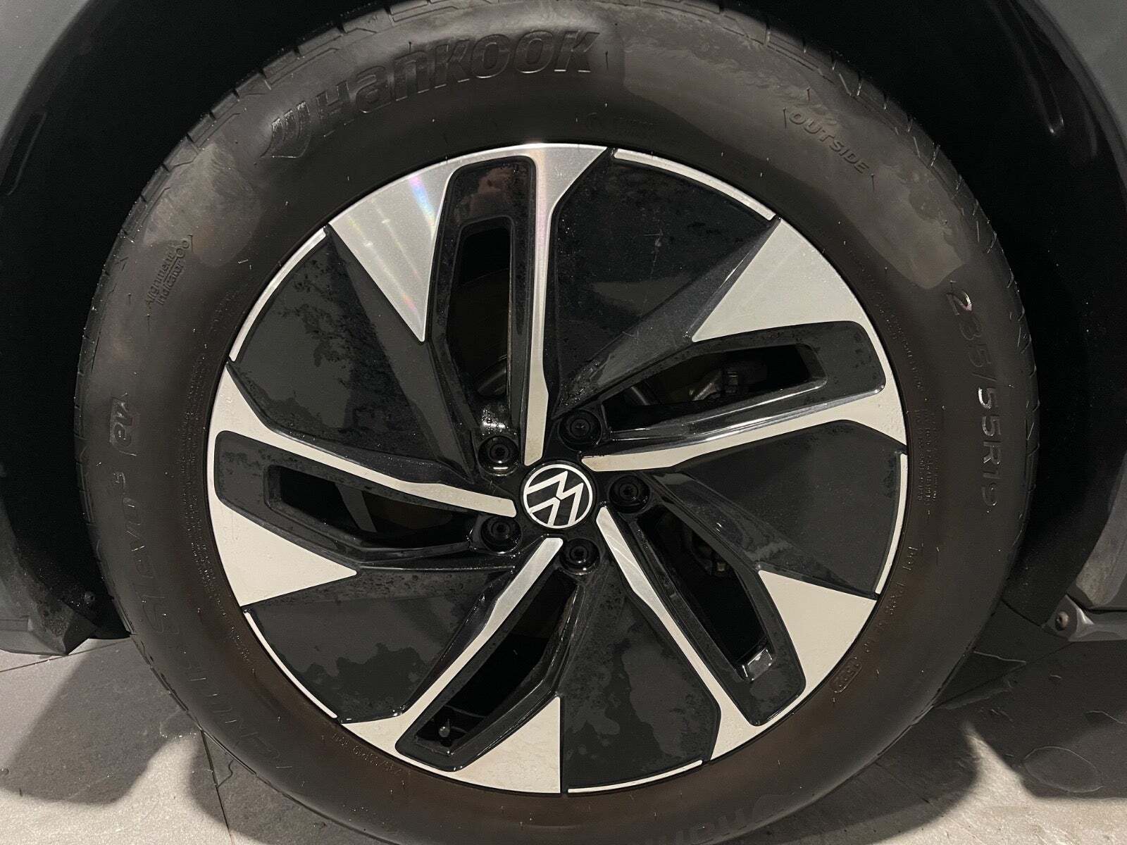 Sølv VW ID.4 fra 2023