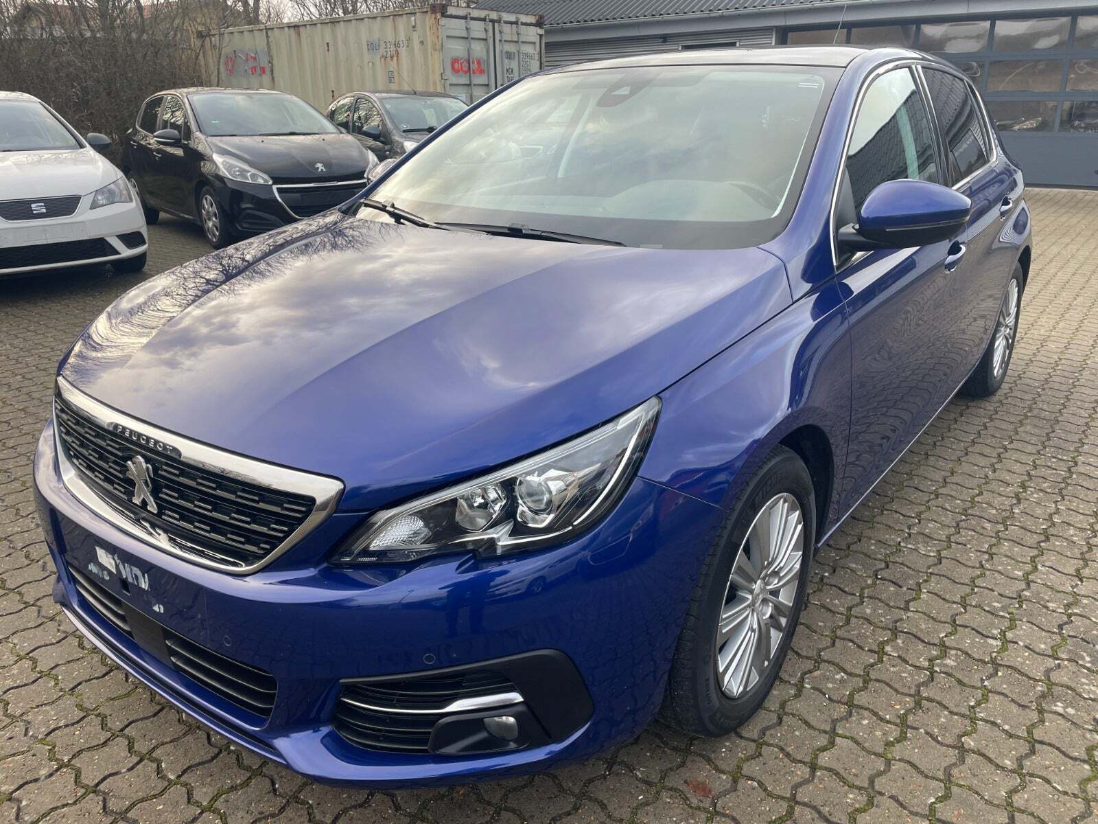 Peugeot 308 1,5 BlueHDi 130 Selection Sky