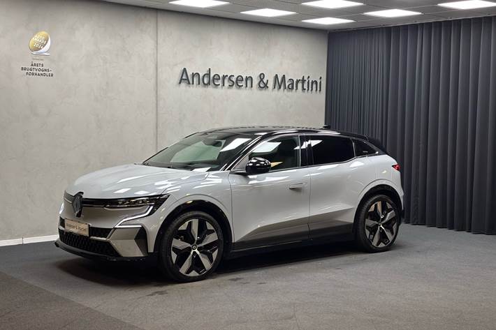 Grå Renault Mégane fra 2023 set udefra