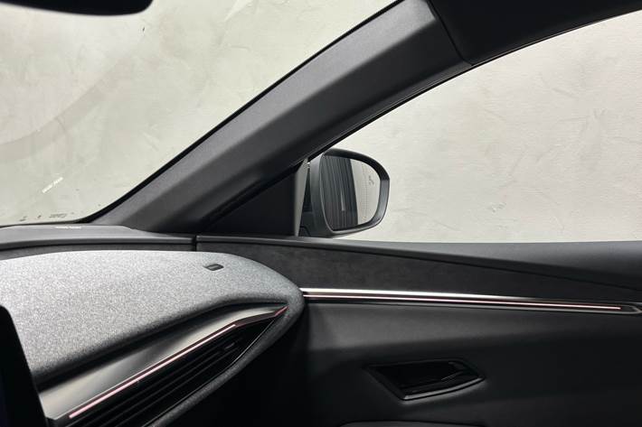 Grå Renault Mégane fra 2023