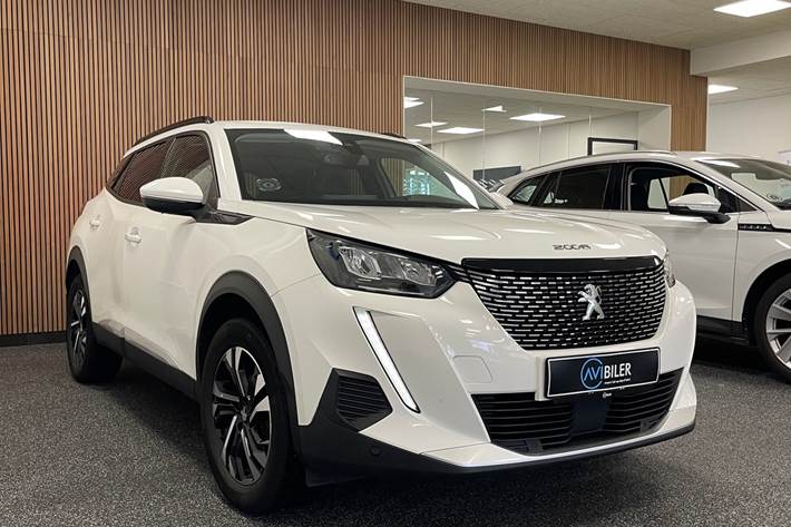 Hvid Peugeot 2008 fra 2020