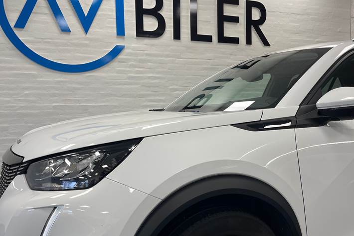 Hvid Peugeot 2008 fra 2020