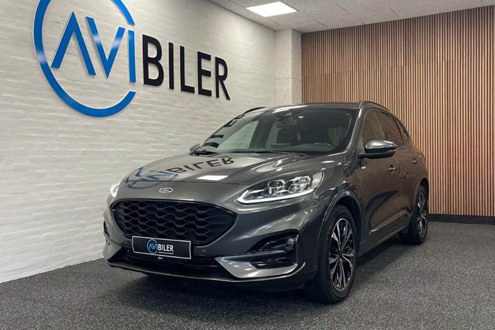 Grå Ford Kuga fra 2020
