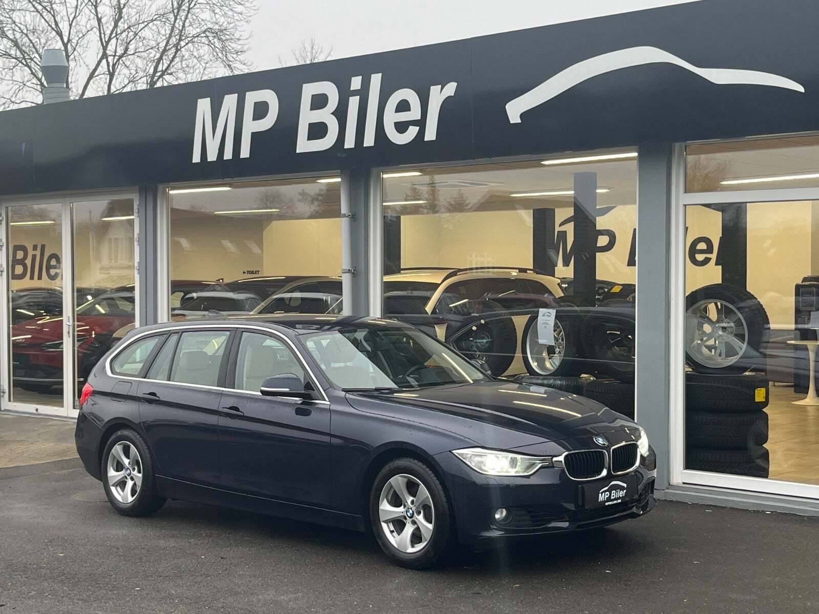 BMW 320i 2,0 Touring aut.