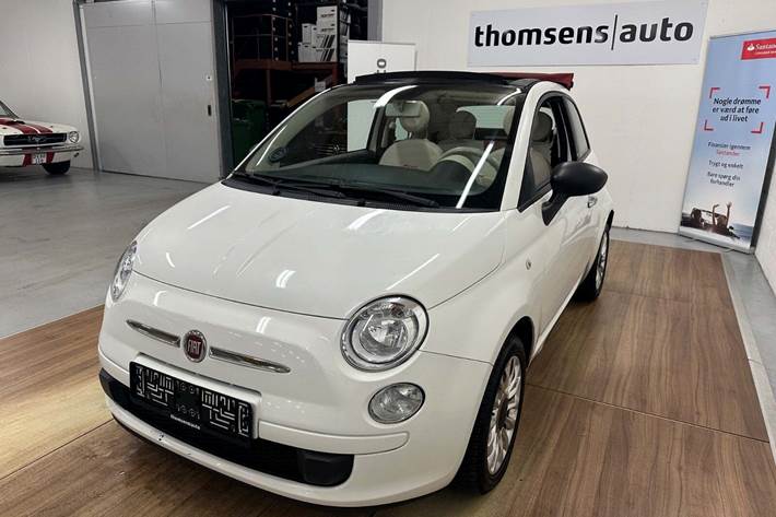 Hvid Fiat 500C fra 2013