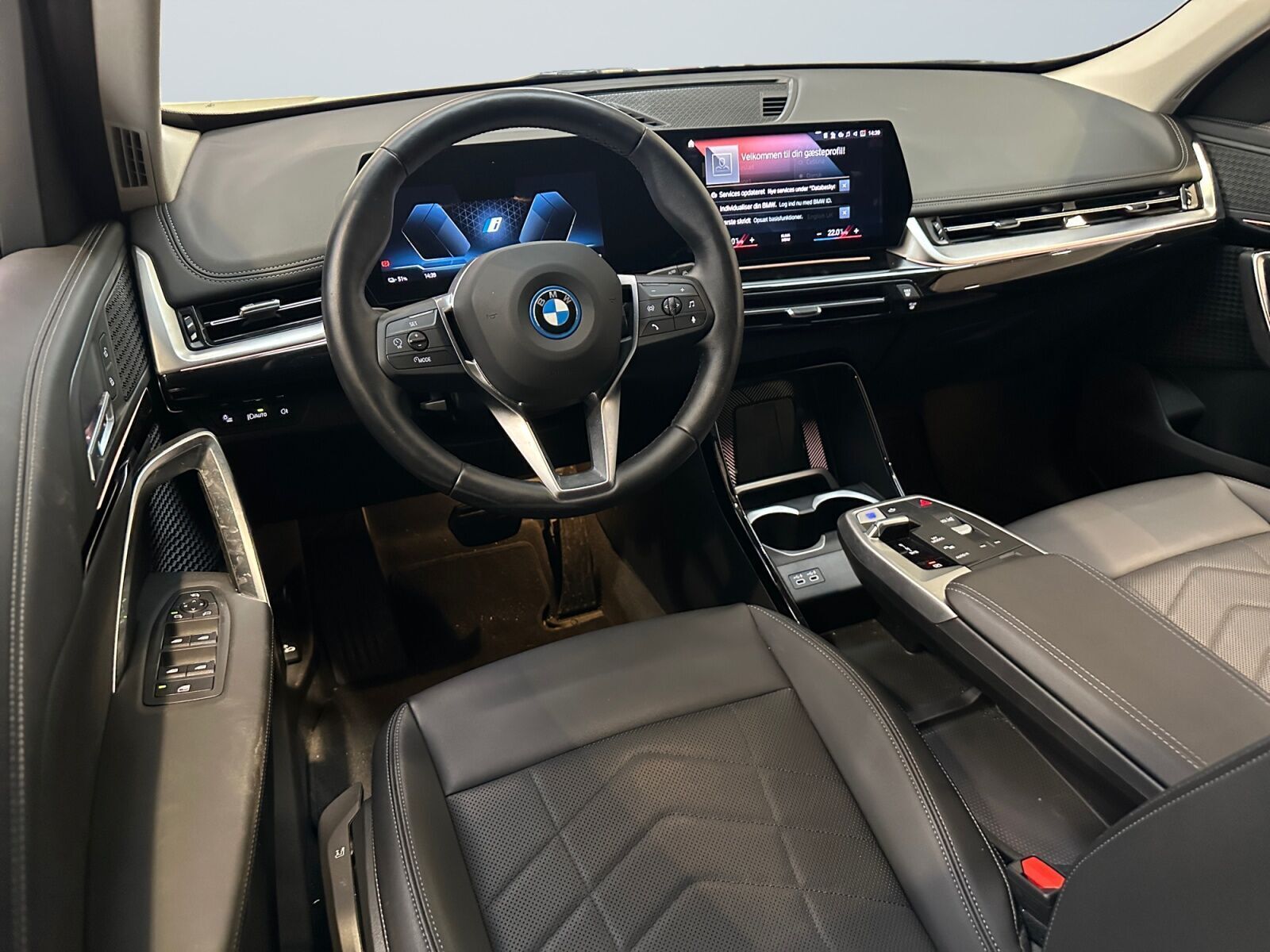 BMW iX1 xDrive30 X-Line