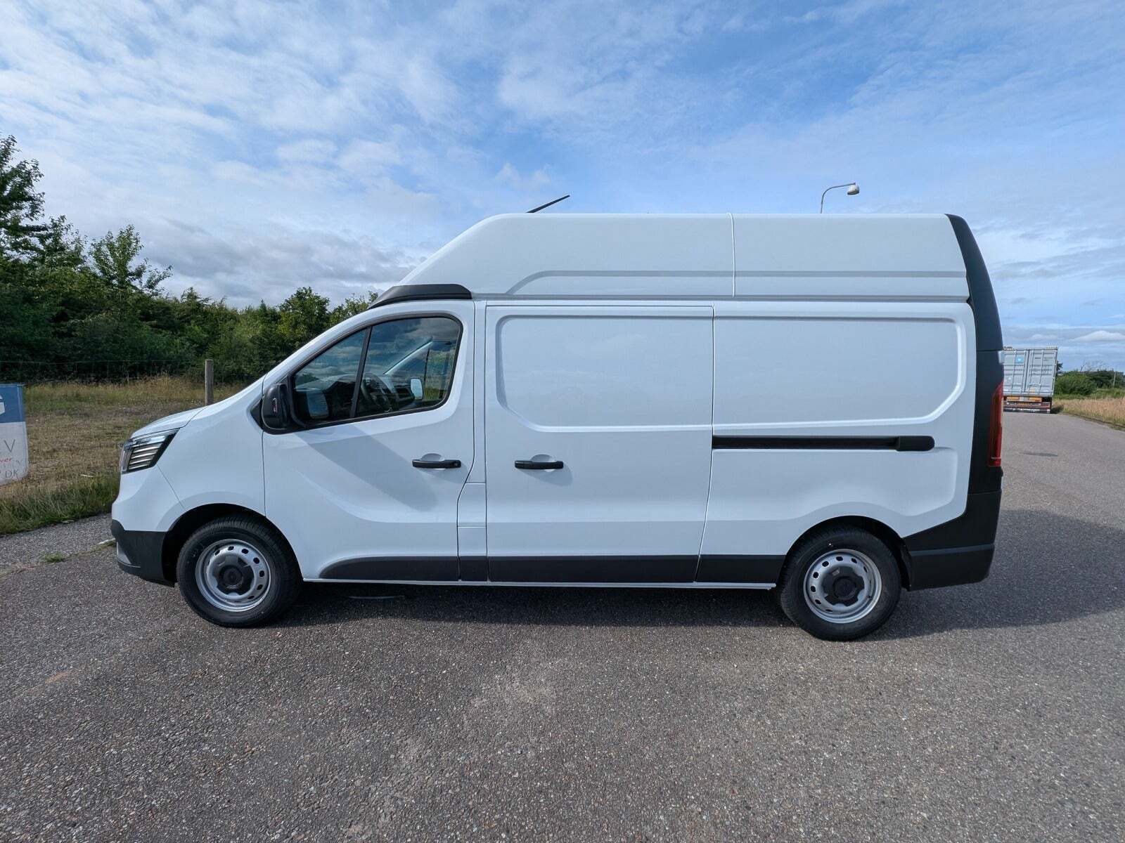 Renault Trafic 2,0 dCi 150 L2H2 Tekno