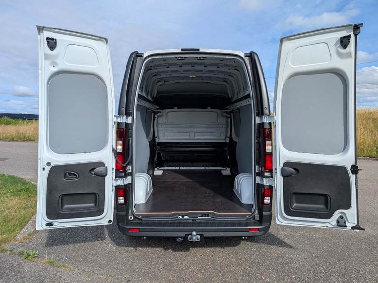 Renault Trafic 2,0 dCi 150 L2H2 Tekno