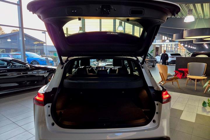 Hvid Nissan Qashqai fra 2021