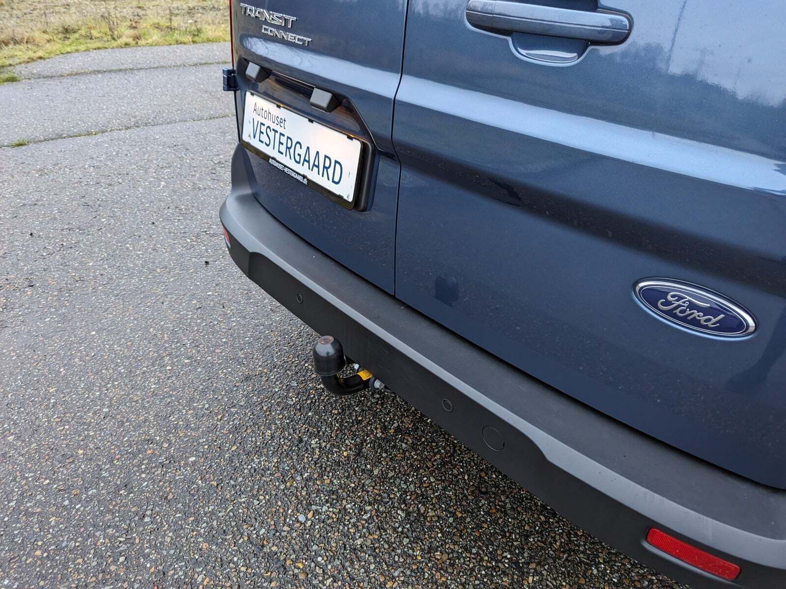 Ford Transit Connect 1,5 EcoBlue Limited aut. kort