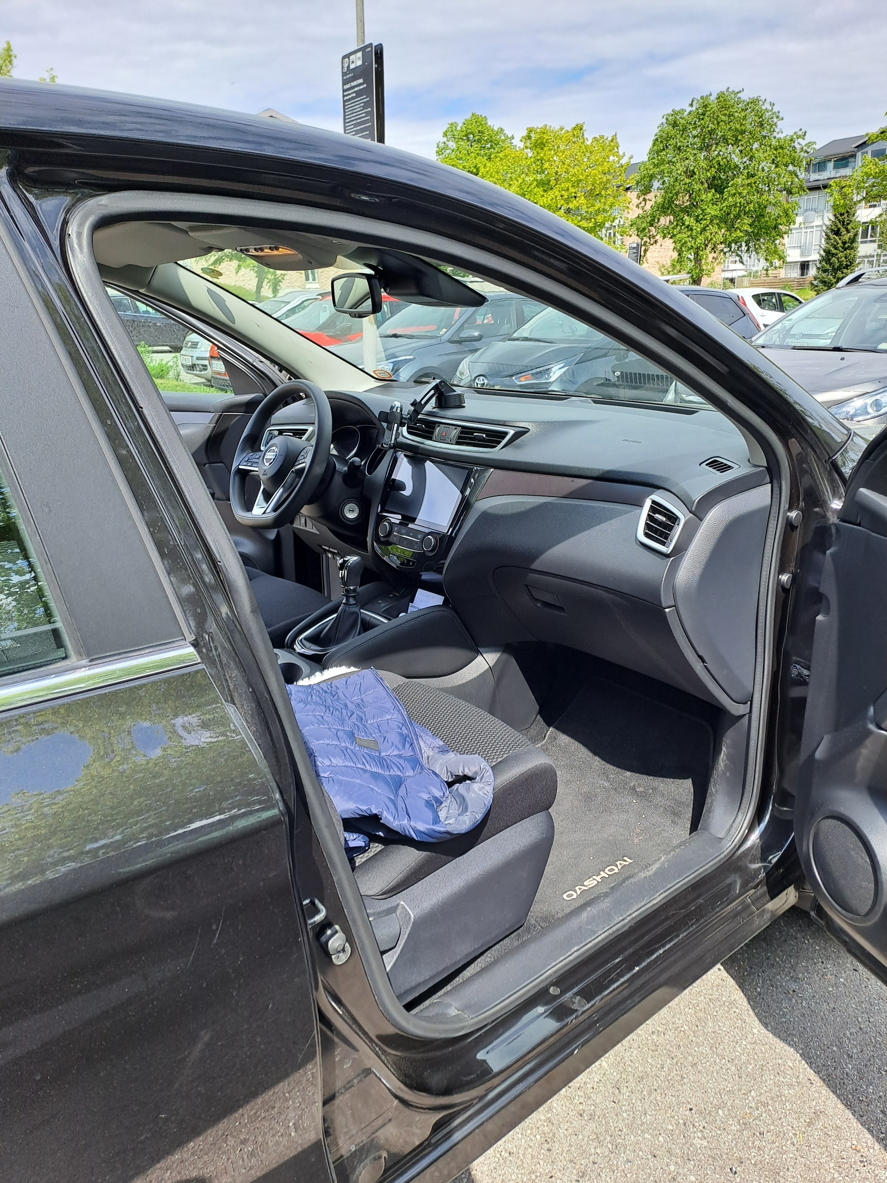 Nissan Qashqai 1,3 DIG-T 140 6 M/T