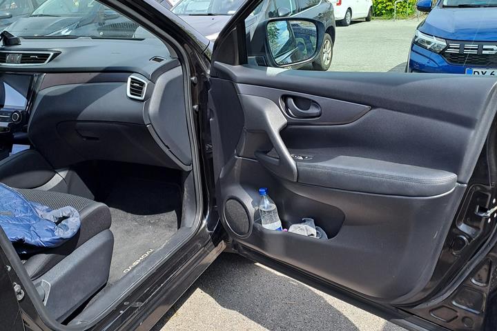 Sort Nissan Qashqai fra 2019